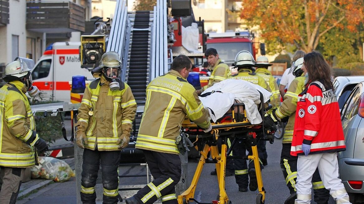 Πυροσβέστες έσωσαν άνδρα που είχε να πλυθεί πέντε χρόνια!